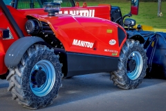 Hydraulic Coupler on Manitou with Pallet Fork