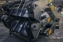 Hydraulic Couplers for shipping