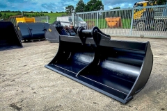 Grader front view